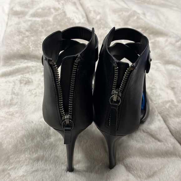 Joe’s Brand new leather heels. Never worn. - Picture 3 of 7